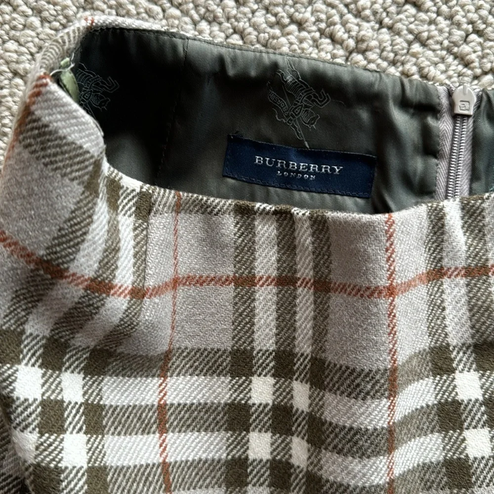 Burberry Plaid Skirt - Picture 2 of 7